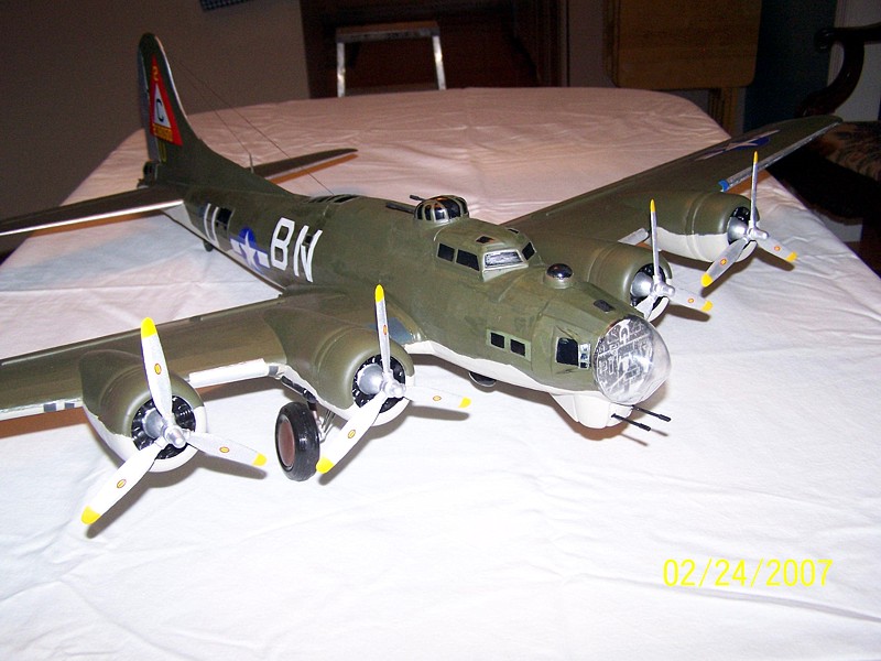 HTC P-40 – Maquette Avion De Chasse Seconde Guerre Mondiale – Échelle 1/48